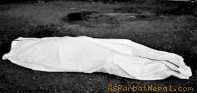 पर्वत : खोलामा बग्दै गरेको अवस्थामा महिलाको शव फेला